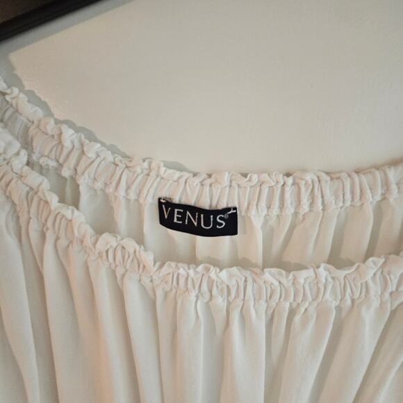 Women's Venus White Shirt/Cover-up One Size Fits All, Never Worn. - Picture 3 of 5